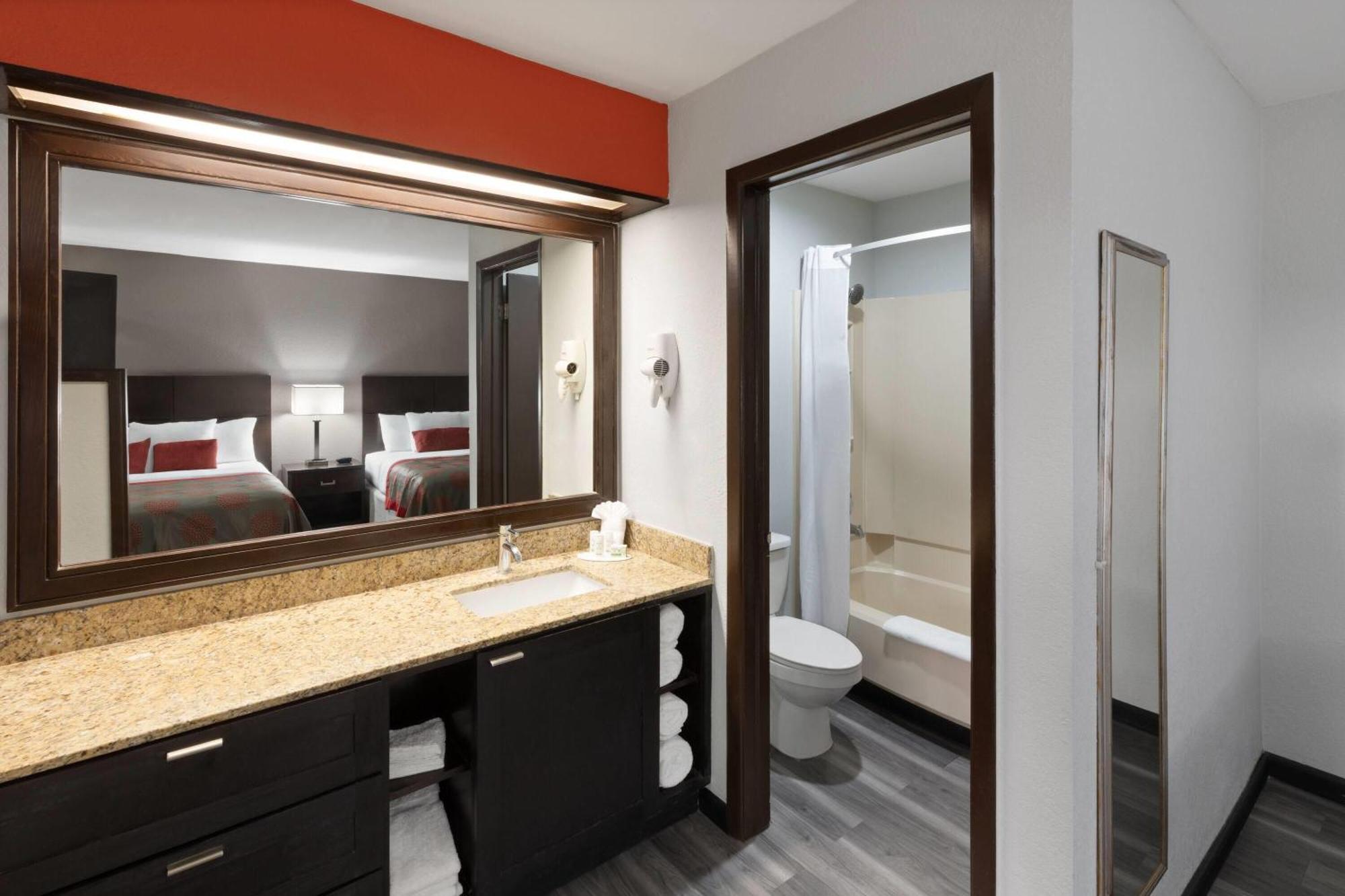 Ramada By Wyndham El Paso Otel Dış mekan fotoğraf